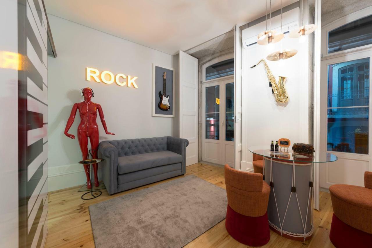 Almada Music Apartment Порто Екстериор снимка