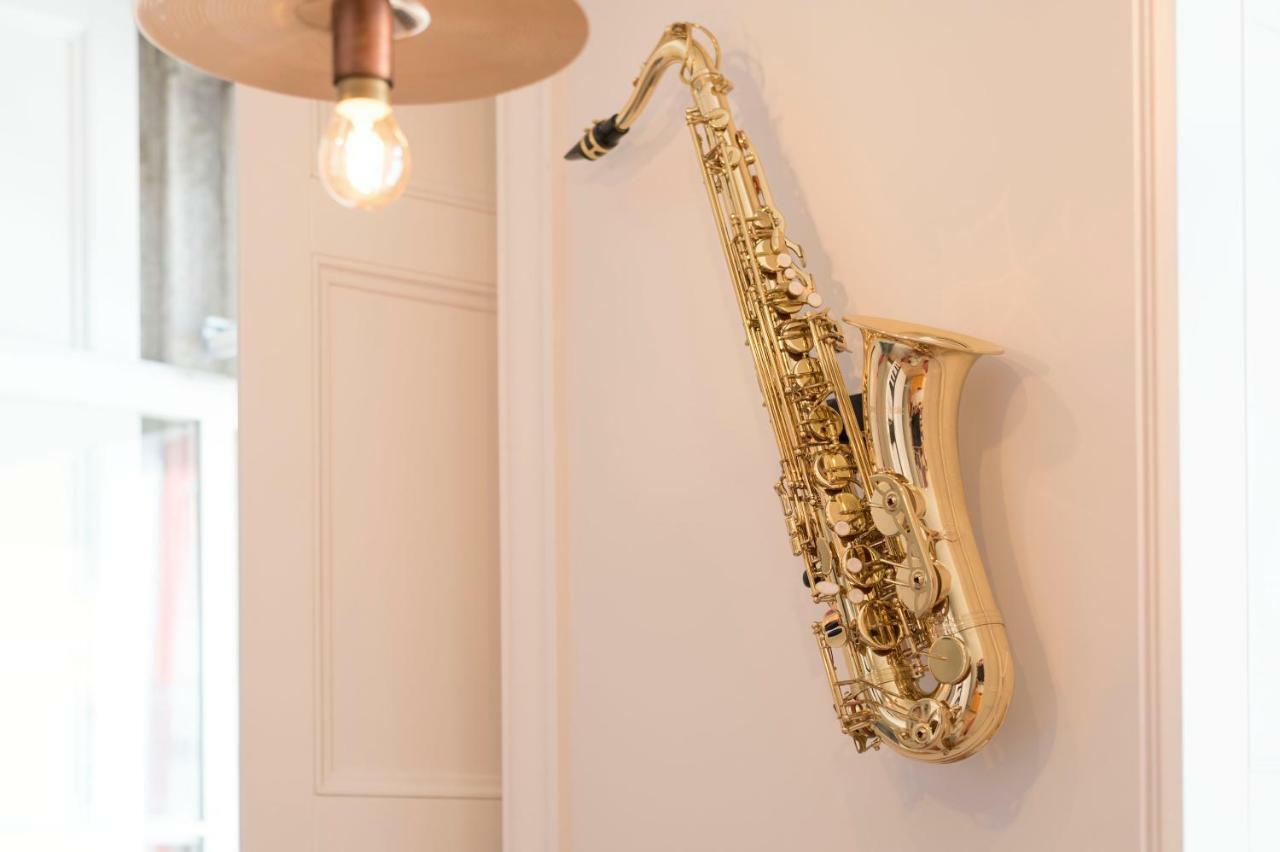 Almada Music Apartment Порто Екстериор снимка