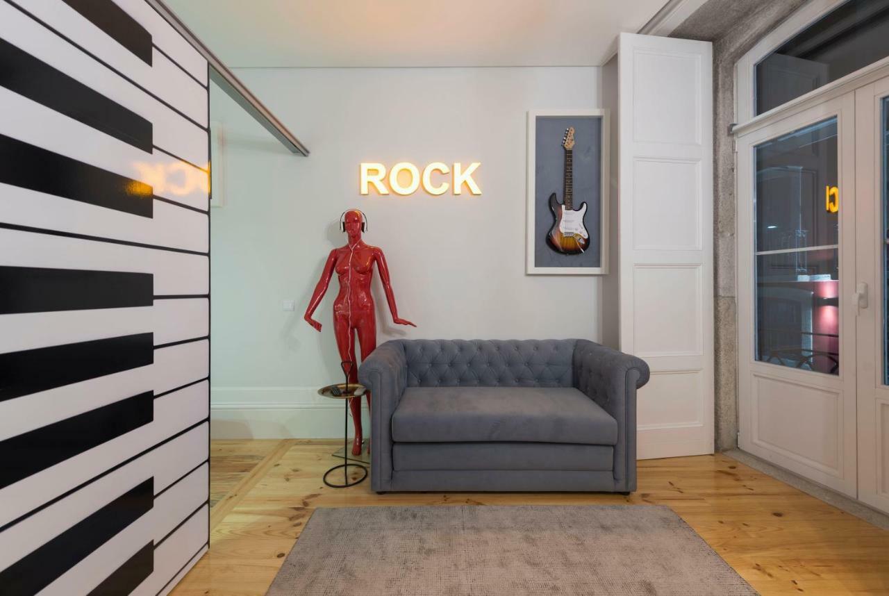 Almada Music Apartment Порто Екстериор снимка