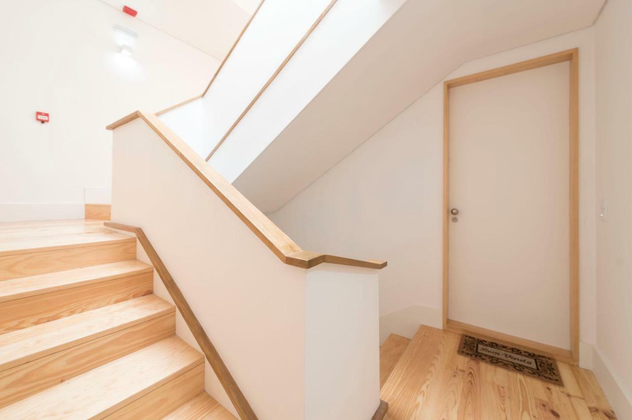 Almada Music Apartment Порто Екстериор снимка