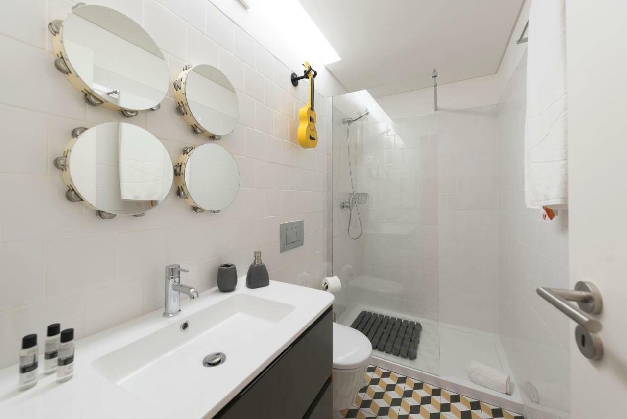 Almada Music Apartment Порто Екстериор снимка